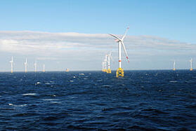 BLOG_offshore wind turbines_ThinkstockPhotos-465147453